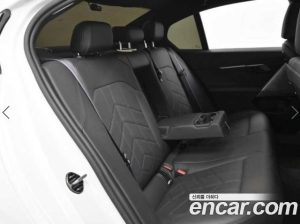BMW 5-Series 520i Special Edition 2024 года из Южной Кореи