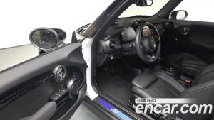 Mini Cooper Mayfield Edition 2024 года из Южной Кореи