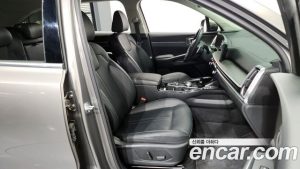 Kia Sorento Дизель 2.2 2WD 2024 года из Южной Кореи