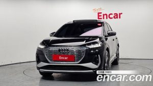 Audi Q4 e-tron 40 Premium 2023 года из Южной Кореи