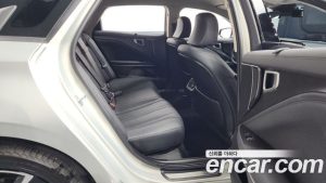 Kia K8 2.5 Бензин 2WD 2025 года из Южной Кореи