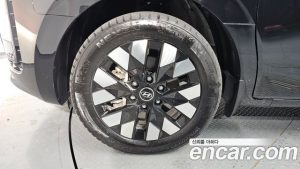 Hyundai Staria HEV 1.6 Lounge 9-Seater 2025 года из Южной Кореи