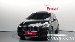 BMW 2-Series 220i Luxury 2023 года из Южной Кореи
