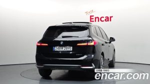 BMW 2-Series 220i Luxury 2023 года из Южной Кореи