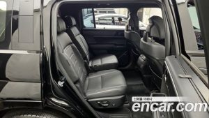 Hyundai Santafe Бензин 2.5T 2WD 2025 года из Южной Кореи