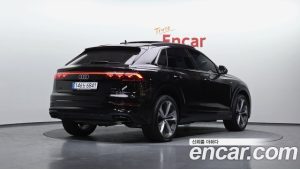 Audi Q8 55 TFSI 4WD Premium 2025 года из Южной Кореи