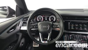 Audi Q8 55 TFSI 4WD Premium 2025 года из Южной Кореи