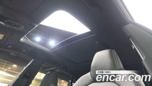 Audi Q8 55 TFSI 4WD Premium 2025 года из Южной Кореи