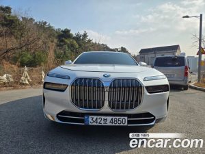 BMW 7-Series 740i sDrive Design Pure Excellence 2023 года из Южной Кореи