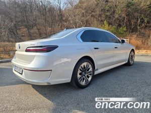 BMW 7-Series 740i sDrive Design Pure Excellence 2023 года из Южной Кореи