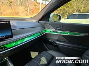 BMW 7-Series 740i sDrive Design Pure Excellence 2023 года из Южной Кореи