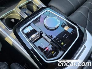 BMW 7-Series 740i sDrive Design Pure Excellence 2023 года из Южной Кореи