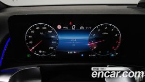 Mercedes-Benz GLB-Class GLB250 4MATIC 2025 года из Южной Кореи