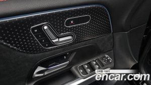 Mercedes-Benz GLB-Class GLB250 4MATIC 2025 года из Южной Кореи