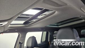 Hyundai Santafe Бензин 2.5T 2WD 2025 года из Южной Кореи