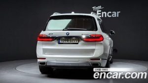 BMW X7 xDrive 40i Design Pure Excellence 6 2023 года из Южной Кореи