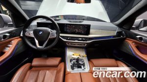 BMW X7 xDrive 40i Design Pure Excellence 6 2023 года из Южной Кореи