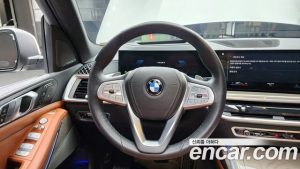 BMW X7 xDrive 40i Design Pure Excellence 6 2023 года из Южной Кореи