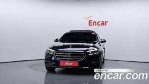 Mercedes-Benz E-Class E300 4MATIC Exclusive 2024 года из Южной Кореи