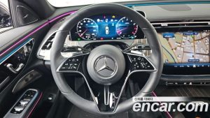 Mercedes-Benz E-Class E300 4MATIC Exclusive 2024 года из Южной Кореи