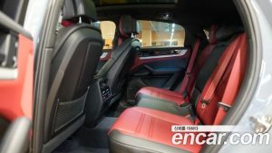 Porsche Cayenne 3.0 Coupe 2024 года из Южной Кореи