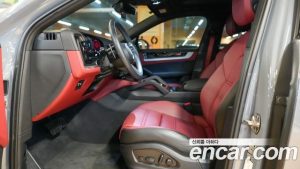 Porsche Cayenne 3.0 Coupe 2024 года из Южной Кореи
