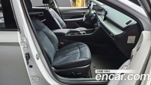 Hyundai Sonata Exclusive 2024 года из Южной Кореи