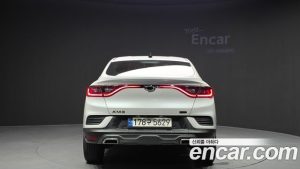 Renault-KoreaSamsung XM3 1.6 E-TECH Inspire 2023 года из Южной Кореи