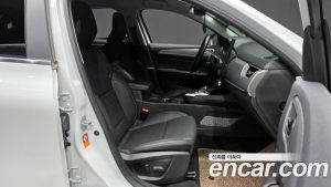 Renault-KoreaSamsung XM3 1.6 E-TECH Inspire 2023 года из Южной Кореи