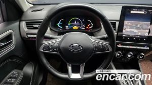 Renault-KoreaSamsung XM3 1.6 E-TECH Inspire 2023 года из Южной Кореи