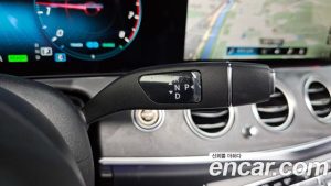 Mercedes-Benz E-Class E350 4MATIC AMG Line 2023 года из Южной Кореи