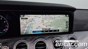 Mercedes-Benz E-Class E350 4MATIC AMG Line 2023 года из Южной Кореи