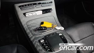 Mercedes-Benz E-Class E350 4MATIC AMG Line 2023 года из Южной Кореи