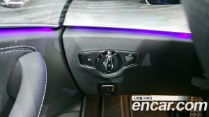 Mercedes-Benz E-Class E350 4MATIC AMG Line 2023 года из Южной Кореи