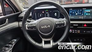 Kia K5 2.0 2024 года из Южной Кореи
