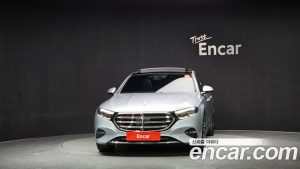 Mercedes-Benz E-Class E300 4MATIC Exclusive 2024 года из Южной Кореи