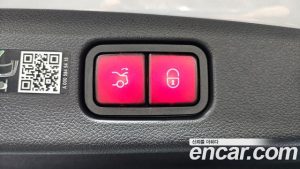 Mercedes-Benz E-Class E300 4MATIC Exclusive 2024 года из Южной Кореи