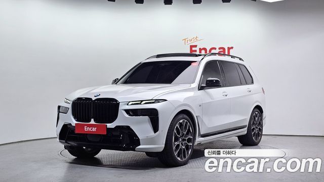 BMW X7 xDrive 40d M Sport 7-Seater 2025 года из Кореи