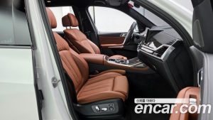 BMW X7 xDrive 40d M Sport 7-Seater 2025 года из Южной Кореи