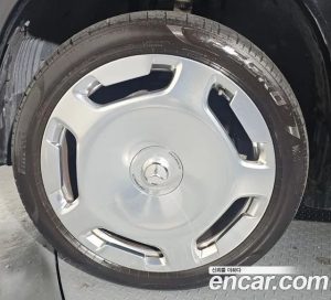Mercedes-Benz GLS-Class GLS580 4MATIC 2024 года из Южной Кореи