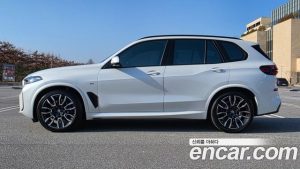 BMW X5 xDrive 40i M Sport 2024 года из Южной Кореи