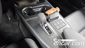 Lexus UX 2.0 2WD 2026 года из Южной Кореи