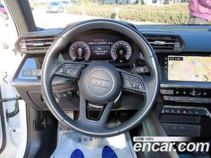 Audi A3 40 TFSI Premium 2024 года из Южной Кореи