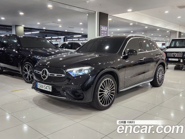 Mercedes-Benz GLC-Class GLC300 4MATIC AMG Line 2025 года из Кореи