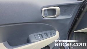 Hyundai Venue 1.6 Premium 2024 года из Южной Кореи