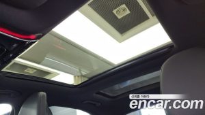 Mercedes-Benz C-Class C300 4MATIC AMG Line 2024 года из Южной Кореи