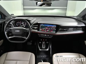 Audi Q4 e-tron 40 2023 года из Южной Кореи