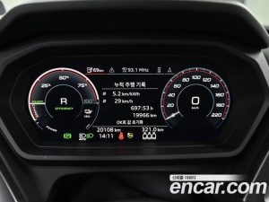 Audi Q4 e-tron 40 2023 года из Южной Кореи