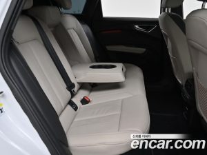 Audi Q4 e-tron 40 2023 года из Южной Кореи
