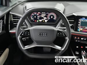 Audi Q4 e-tron 40 2023 года из Южной Кореи